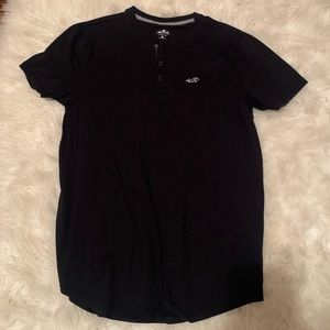Men’s Hollister shirt